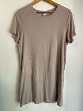 Aritzia Tna Beige Taupe Short Sleeve T-Shirt Dress Cotton Modal Size Medium M